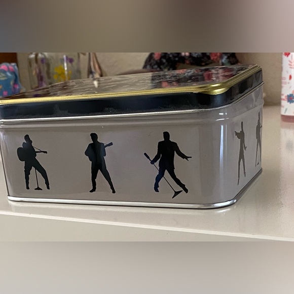 Elvis Presley collectible tin - Picture 3 of 6